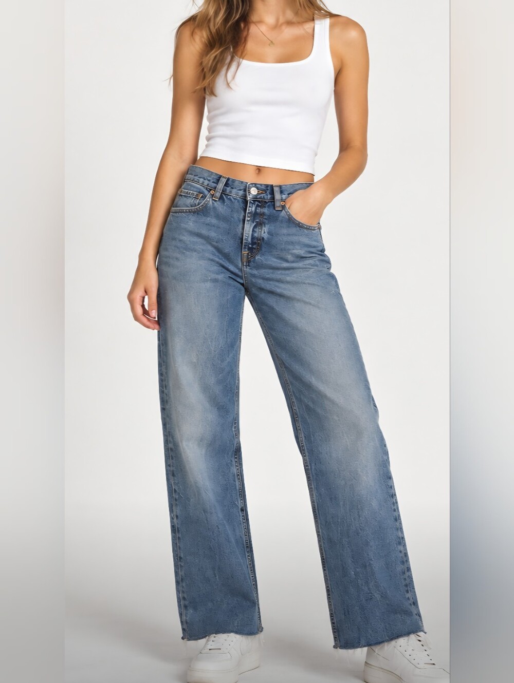 Zara Women’s Wide Leg Jeans Size 6 Medium Wash Raw Hem Button Fly